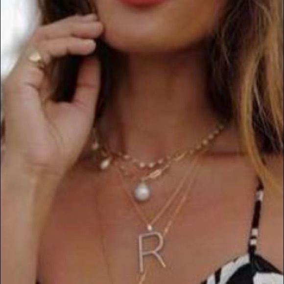 Dreamy Box Chain and Pearls Necklace - Picture 3 of 3